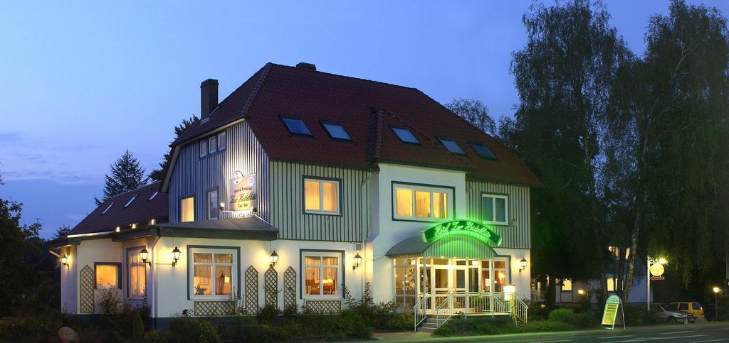 Hotel Zur Heidebluete Hambühren Exterior foto
