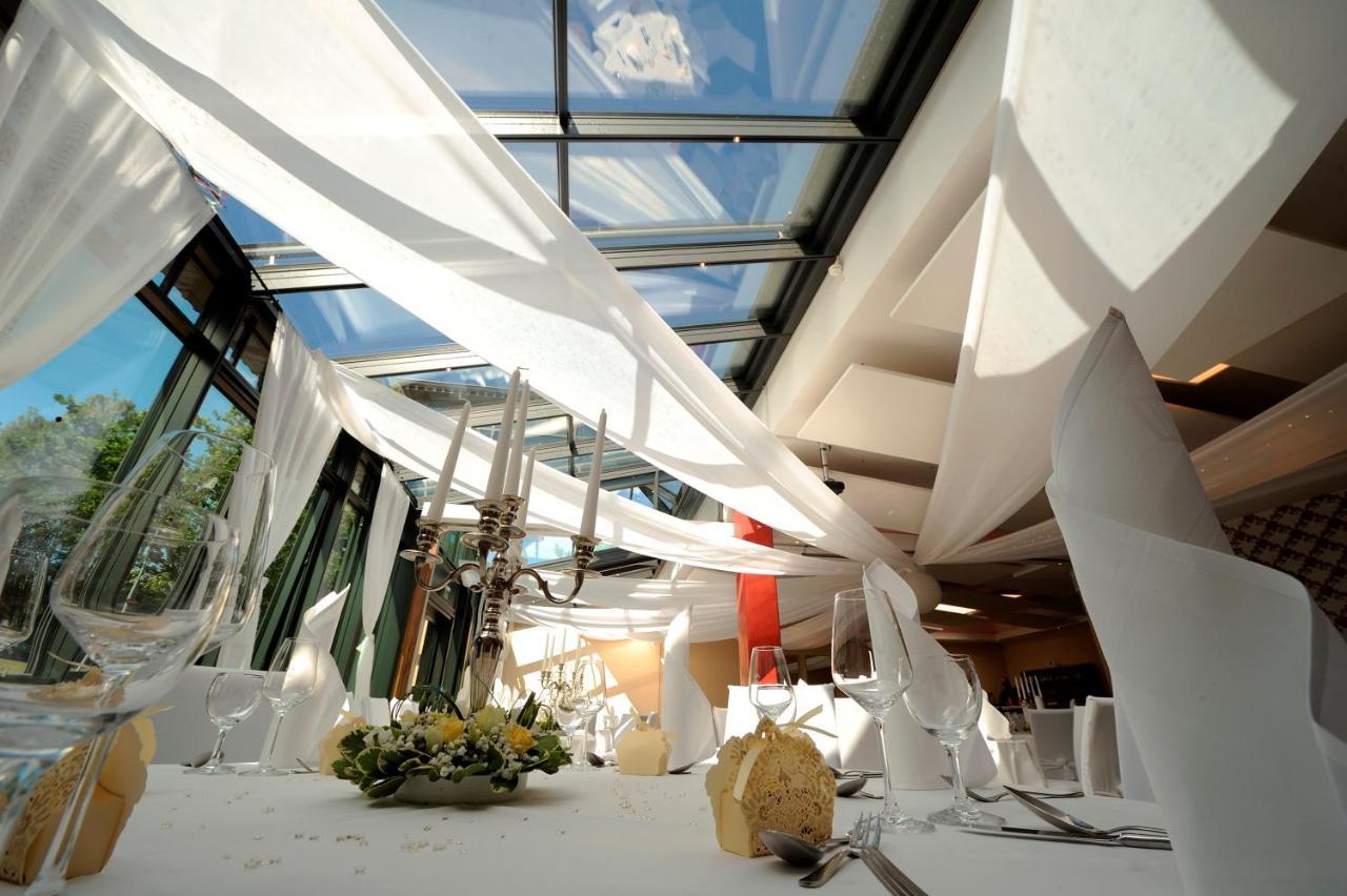 Hotel Zur Heidebluete Hambühren Exterior foto